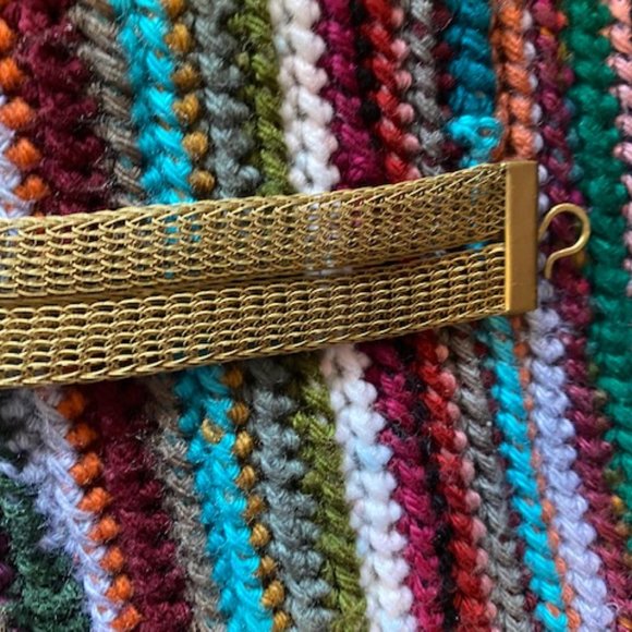 Sarah Cavender Mesh Gold Belt - Picture 3 of 4